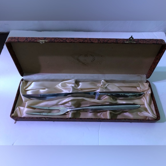 - Vintage Stainless Knife and Fork Set in Box. - Picture 1 of 4